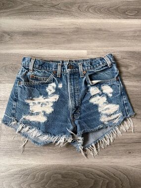 Levi’s Orange Tab Distressed High Rise Denim Cutoff Shorts | W28